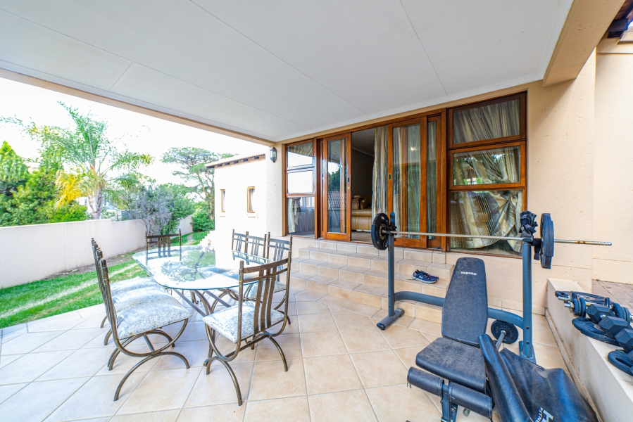 To Let 3 Bedroom Property for Rent in Lonehill Gauteng