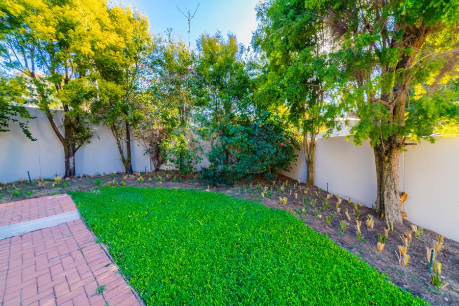 To Let 3 Bedroom Property for Rent in Lonehill Gauteng