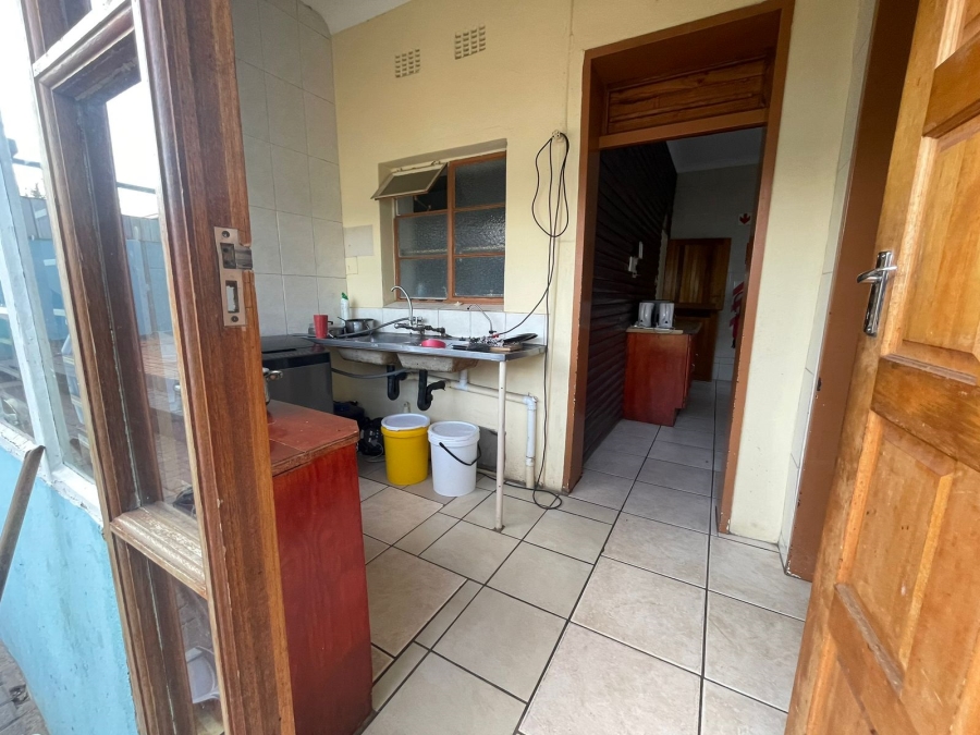 5 Bedroom Property for Sale in Brixton Gauteng
