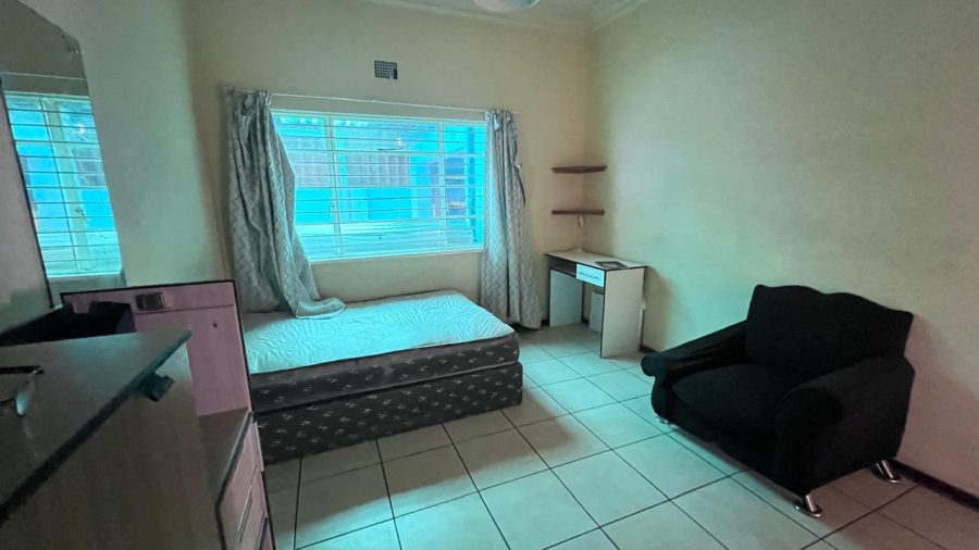 5 Bedroom Property for Sale in Brixton Gauteng