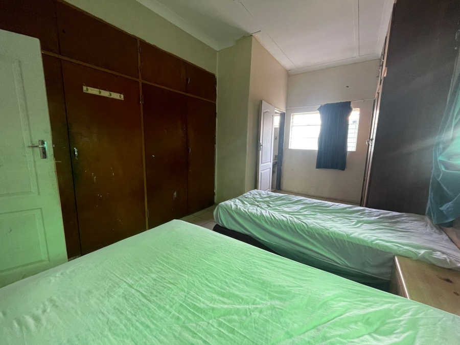 5 Bedroom Property for Sale in Brixton Gauteng