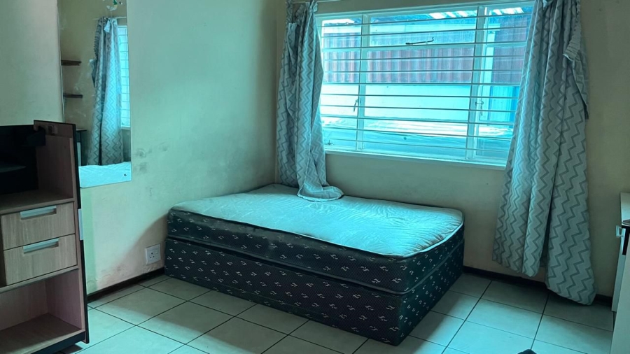 5 Bedroom Property for Sale in Brixton Gauteng