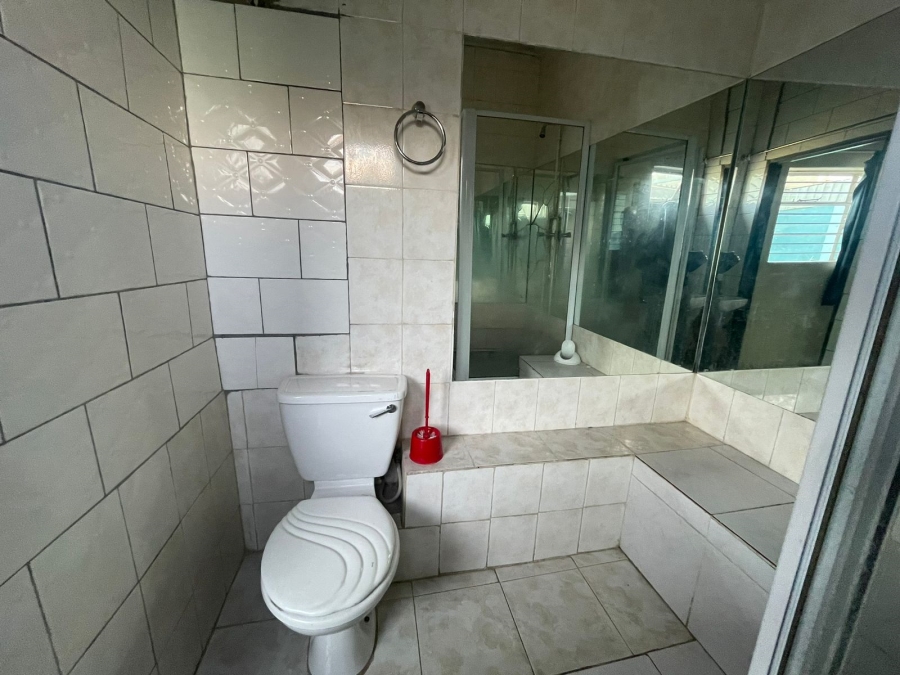 5 Bedroom Property for Sale in Brixton Gauteng
