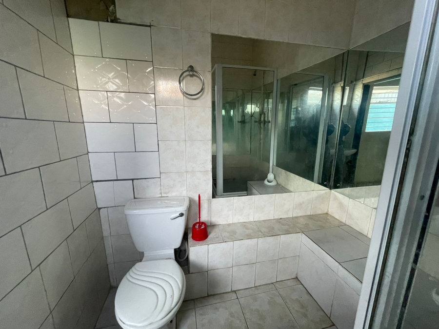 5 Bedroom Property for Sale in Brixton Gauteng