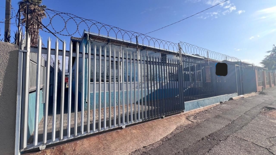 5 Bedroom Property for Sale in Brixton Gauteng