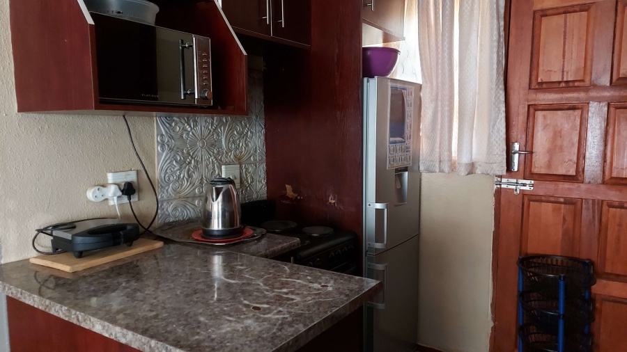 2 Bedroom Property for Sale in Alliance Gauteng
