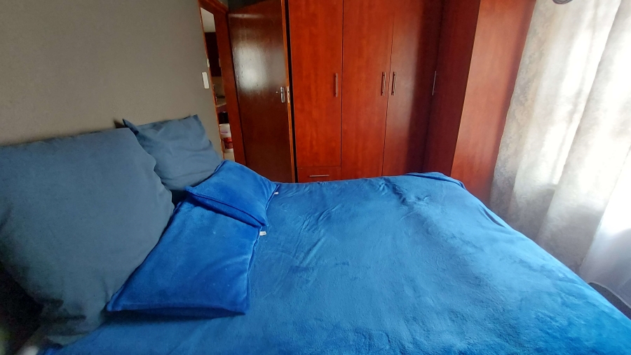 2 Bedroom Property for Sale in Alliance Gauteng