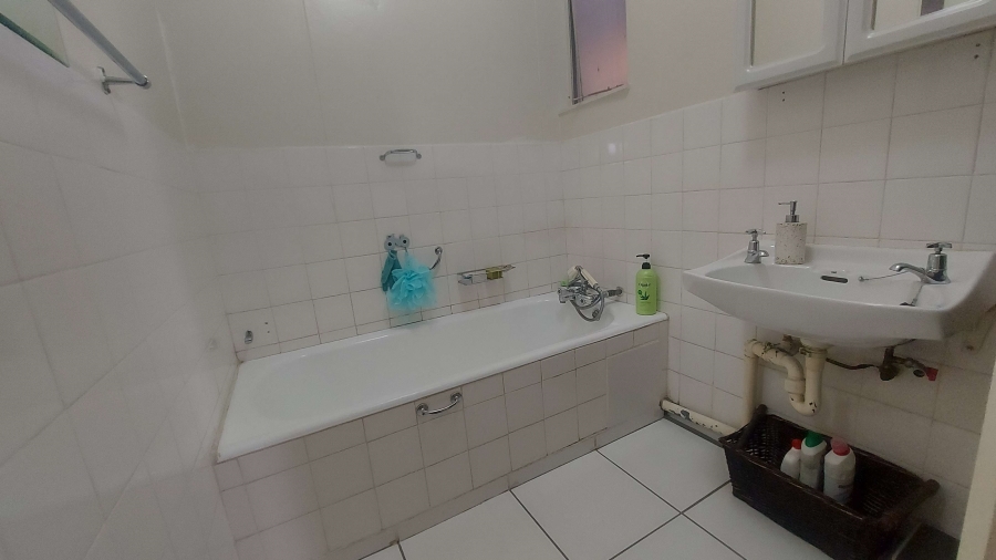 3 Bedroom Property for Sale in Morehill Gauteng