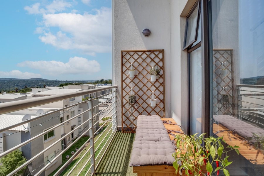 2 Bedroom Property for Sale in Lonehill Gauteng