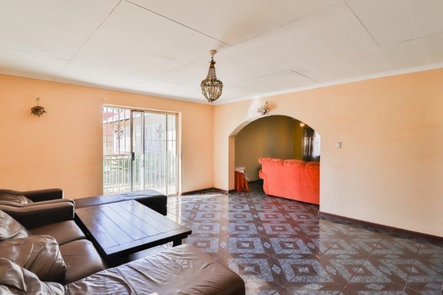 3 Bedroom Property for Sale in Verwoerdpark Gauteng