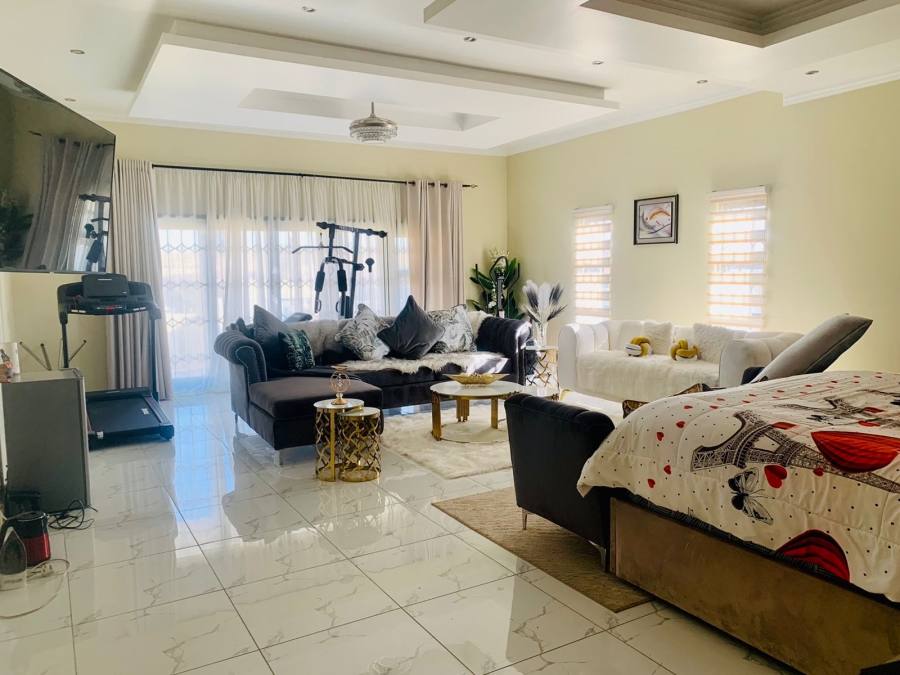 5 Bedroom Property for Sale in Kaydale Gauteng