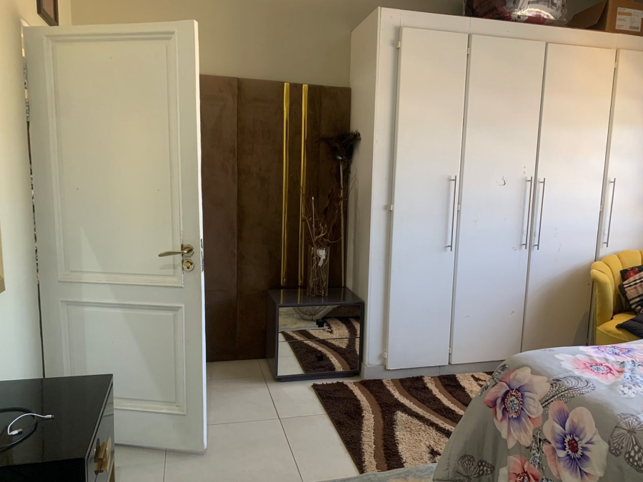 5 Bedroom Property for Sale in Kaydale Gauteng