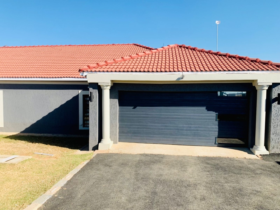 5 Bedroom Property for Sale in Kaydale Gauteng
