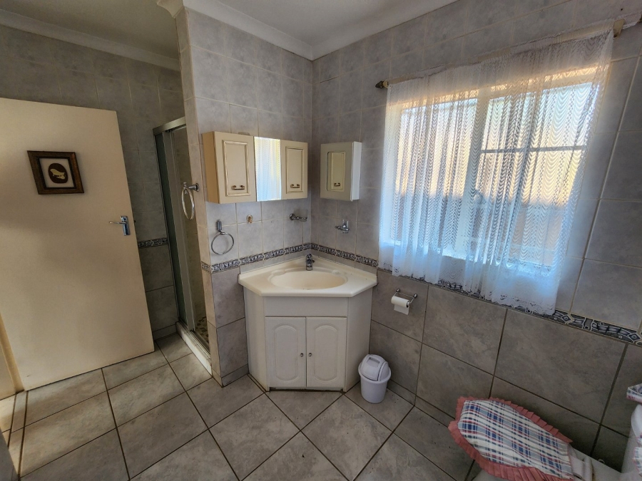 2 Bedroom Property for Sale in Annlin Gauteng
