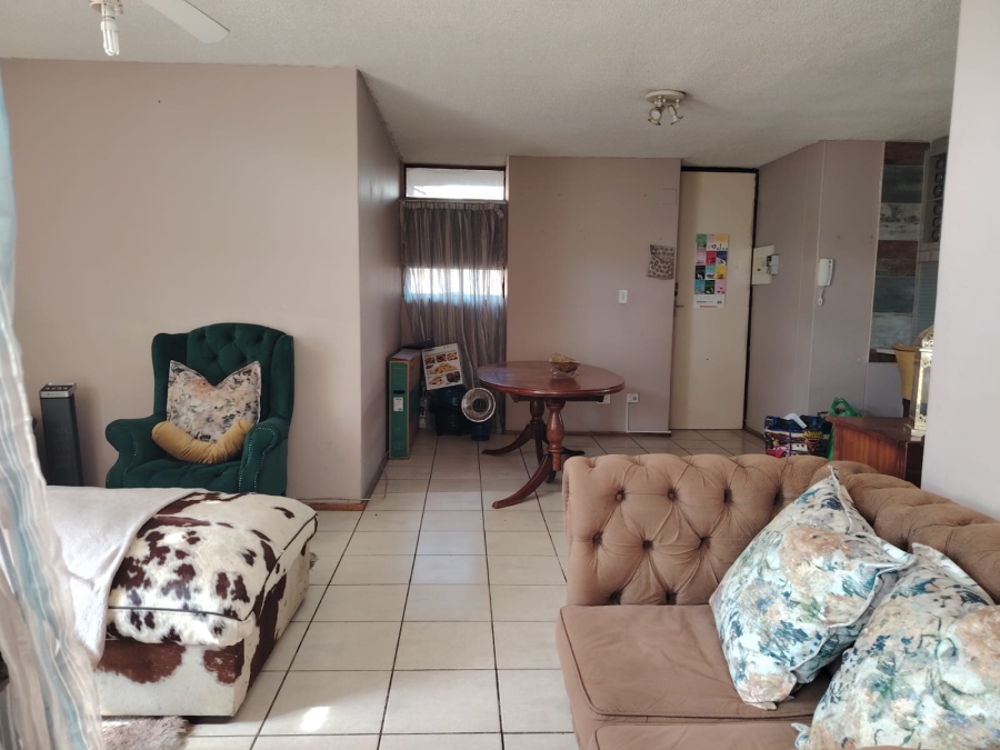 2 Bedroom Property for Sale in Wonderboom South Gauteng