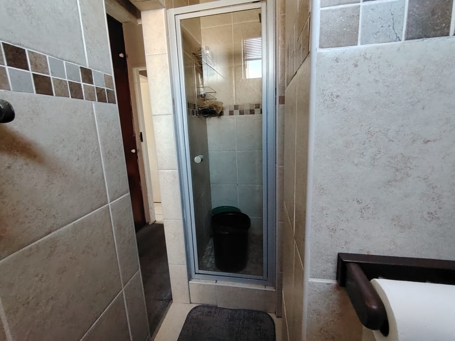 2 Bedroom Property for Sale in Wonderboom South Gauteng