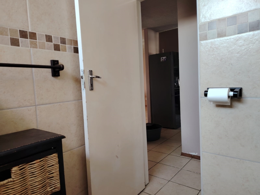 2 Bedroom Property for Sale in Wonderboom South Gauteng