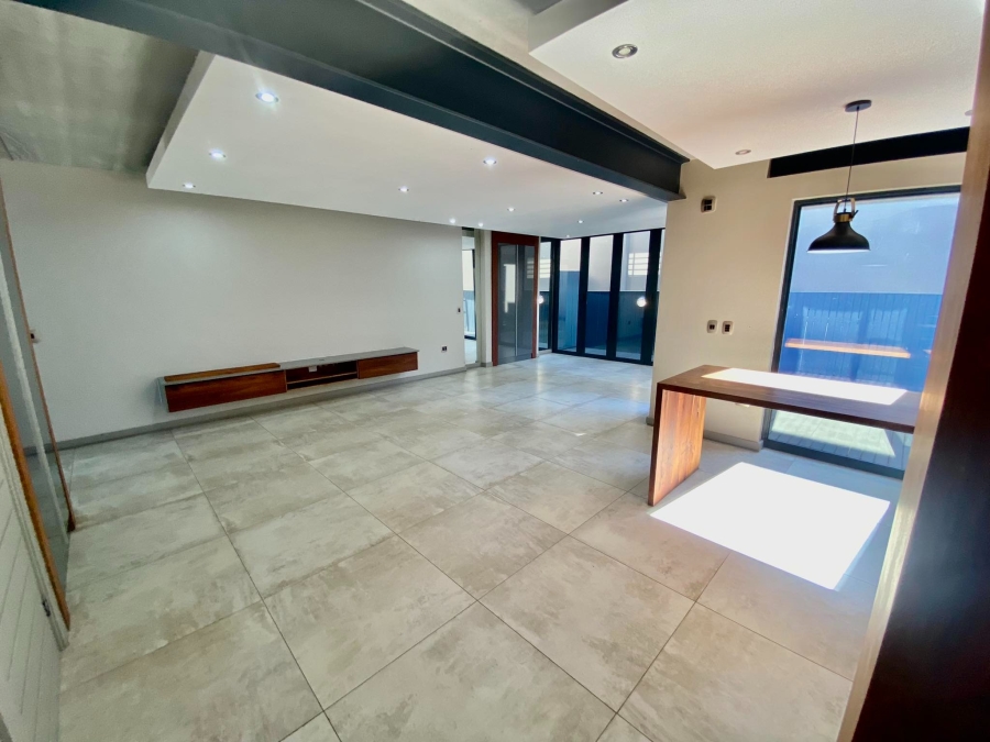 3 Bedroom Property for Sale in Atholl Gauteng
