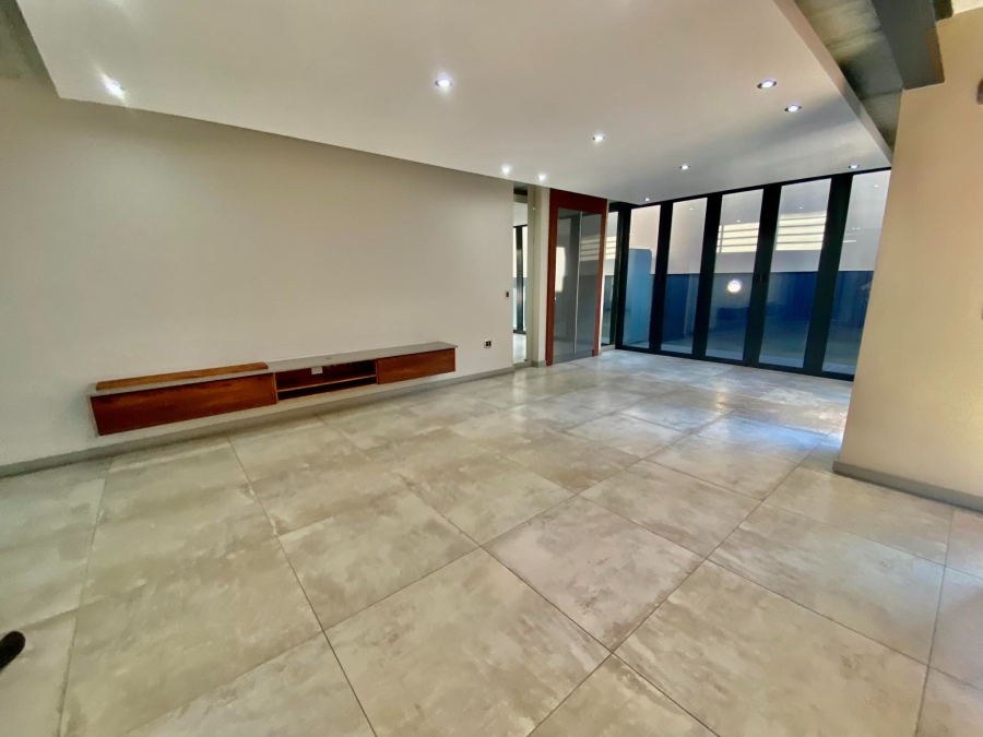 3 Bedroom Property for Sale in Atholl Gauteng