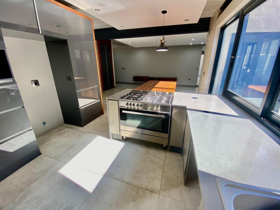 3 Bedroom Property for Sale in Atholl Gauteng