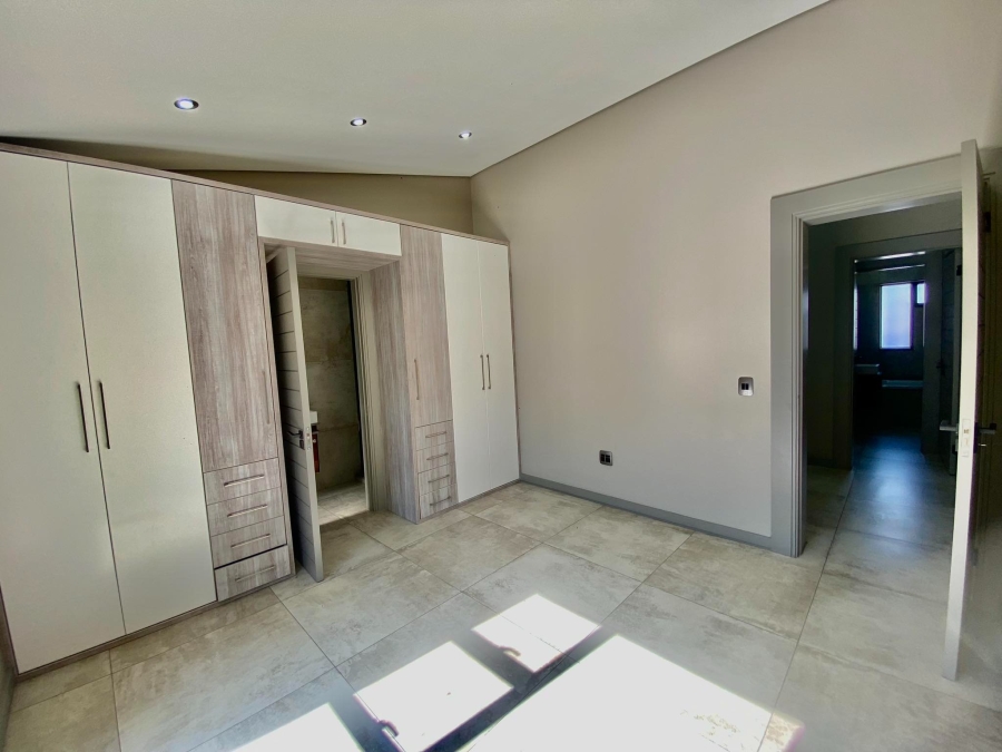 3 Bedroom Property for Sale in Atholl Gauteng
