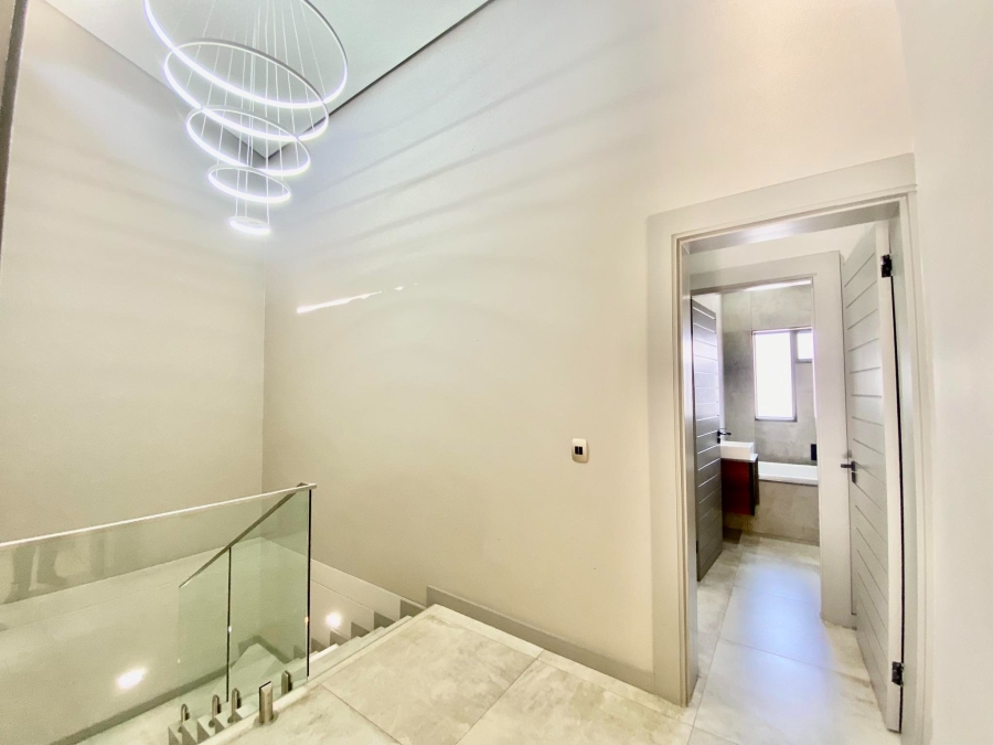 3 Bedroom Property for Sale in Atholl Gauteng