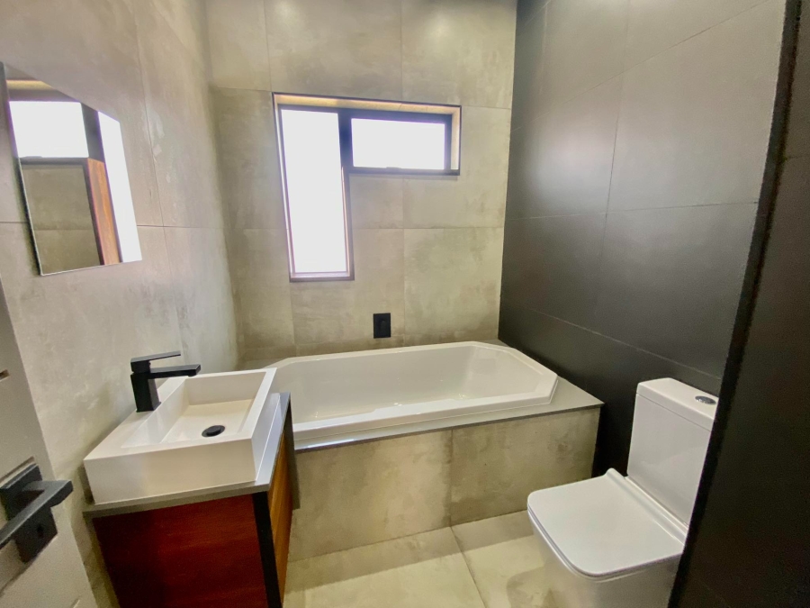 3 Bedroom Property for Sale in Atholl Gauteng
