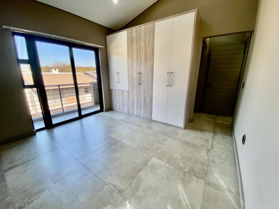 3 Bedroom Property for Sale in Atholl Gauteng