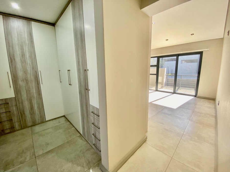 3 Bedroom Property for Sale in Atholl Gauteng