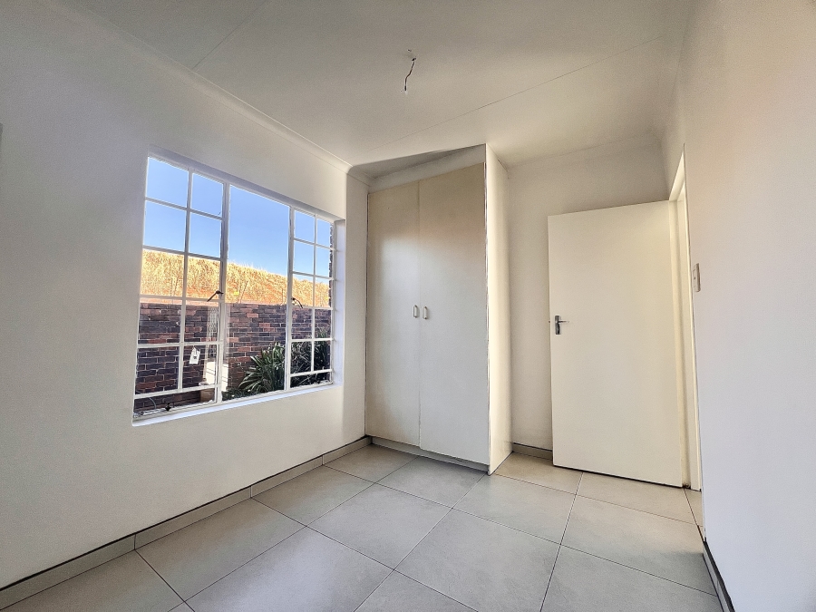 2 Bedroom Property for Sale in Weltevreden Park Gauteng