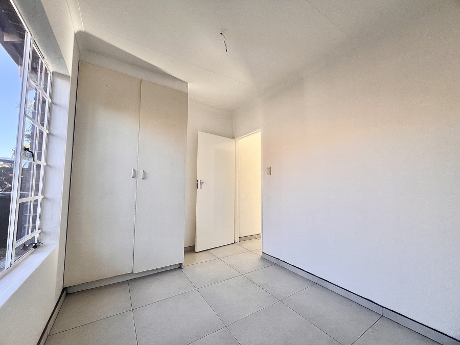 2 Bedroom Property for Sale in Weltevreden Park Gauteng