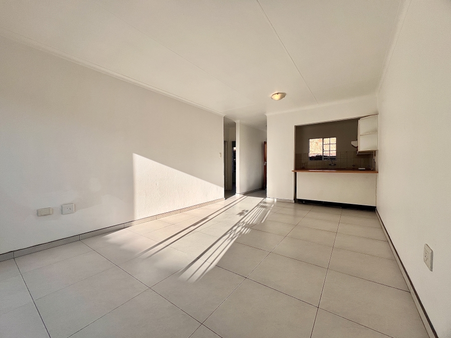 2 Bedroom Property for Sale in Weltevreden Park Gauteng