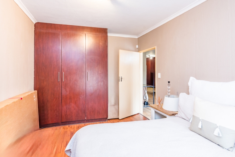 To Let 2 Bedroom Property for Rent in Monument Gauteng