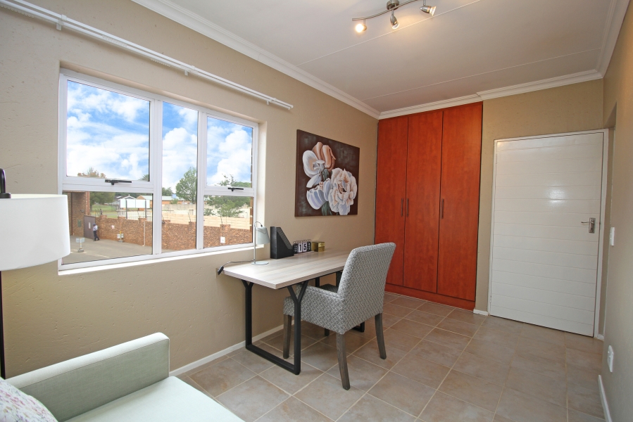 2 Bedroom Property for Sale in Benoni North Gauteng
