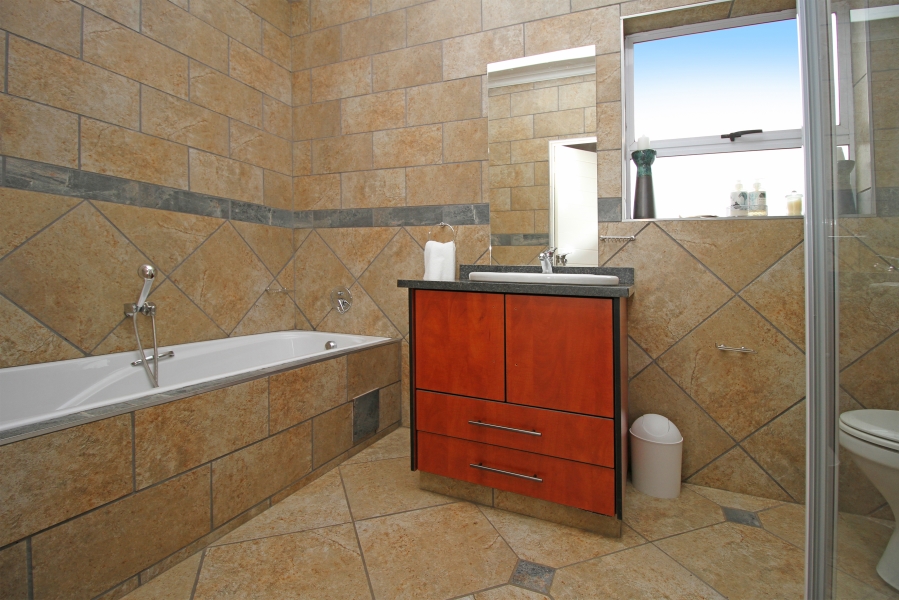 2 Bedroom Property for Sale in Benoni North Gauteng