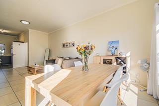 2 Bedroom Property for Sale in Greenstone Hill Gauteng