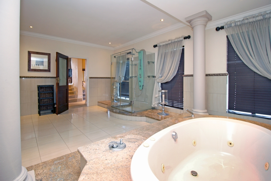 4 Bedroom Property for Sale in Houghton Estate Gauteng