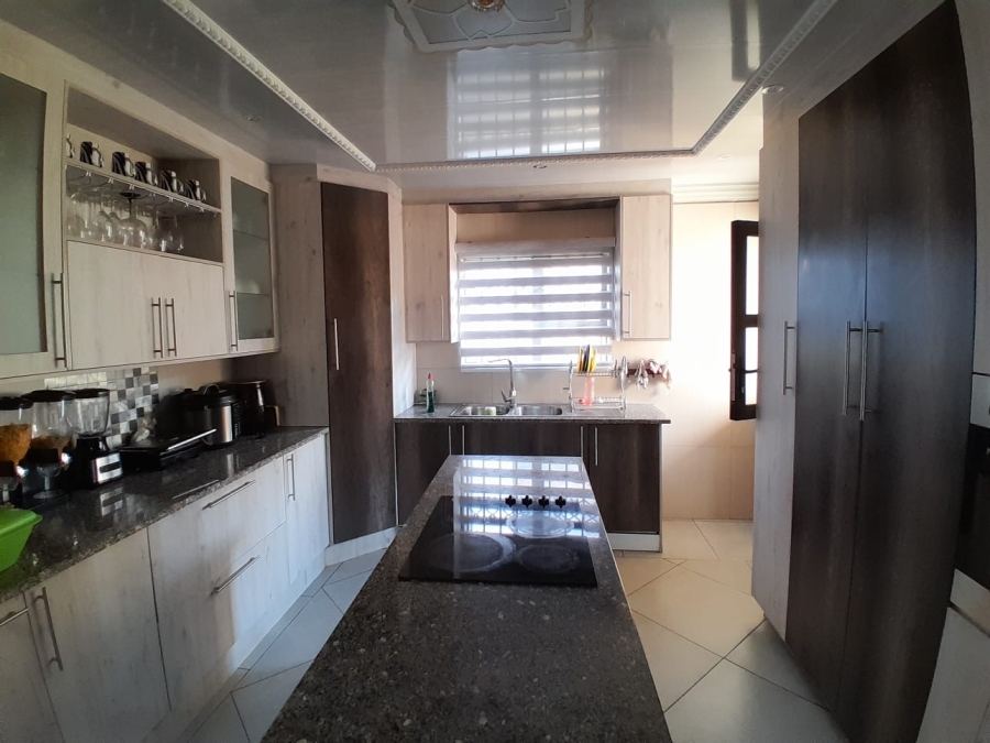 3 Bedroom Property for Sale in Elandspoort Gauteng