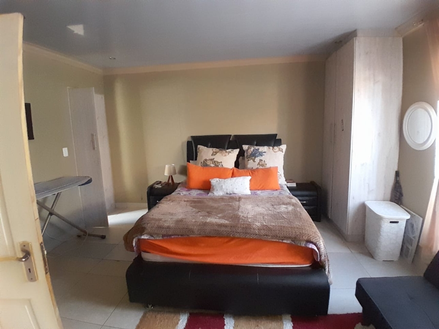 3 Bedroom Property for Sale in Elandspoort Gauteng