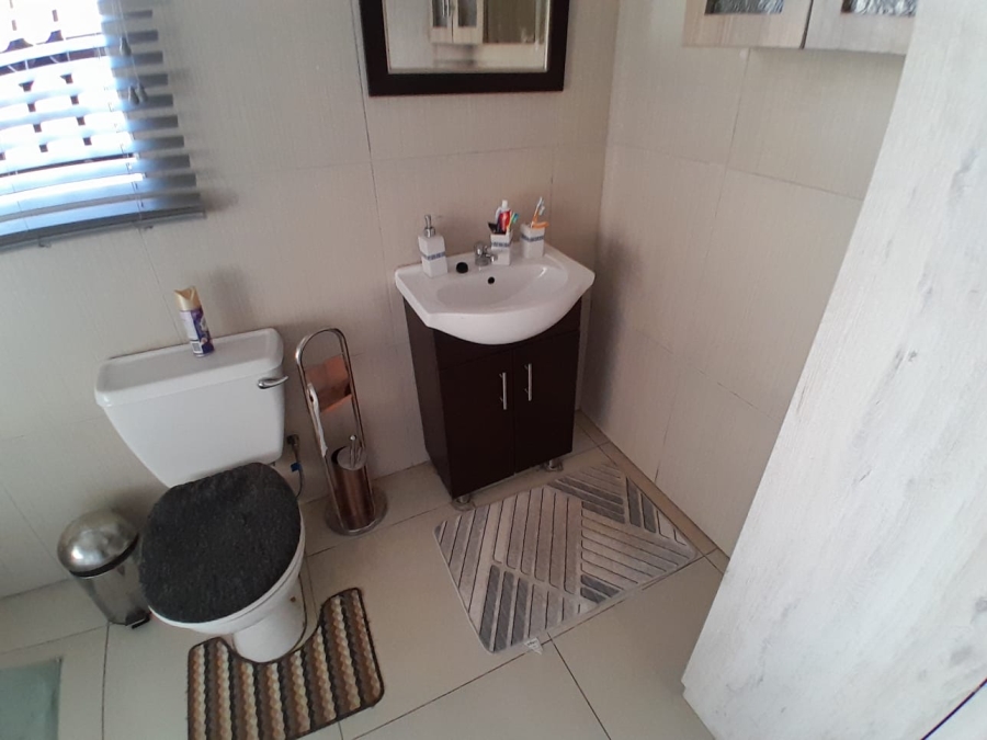 3 Bedroom Property for Sale in Elandspoort Gauteng