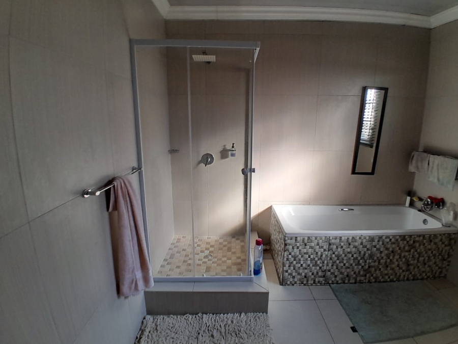 3 Bedroom Property for Sale in Elandspoort Gauteng