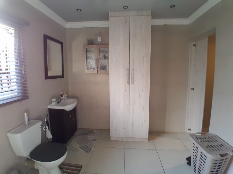 3 Bedroom Property for Sale in Elandspoort Gauteng