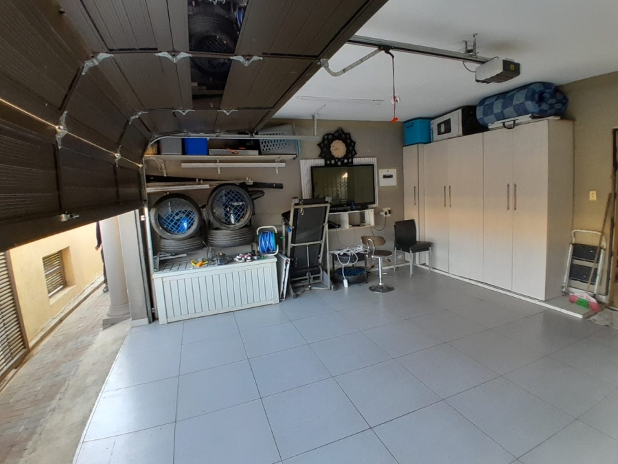 3 Bedroom Property for Sale in Elandspoort Gauteng