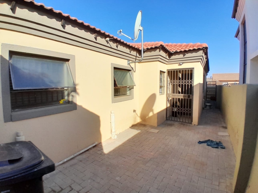 3 Bedroom Property for Sale in Elandspoort Gauteng