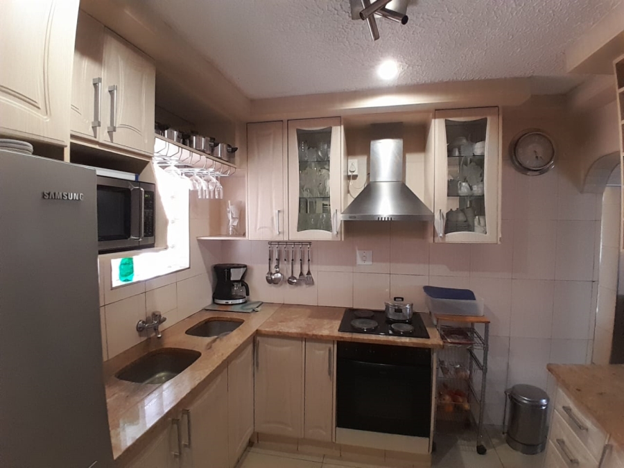 2 Bedroom Property for Sale in Atteridgeville Gauteng