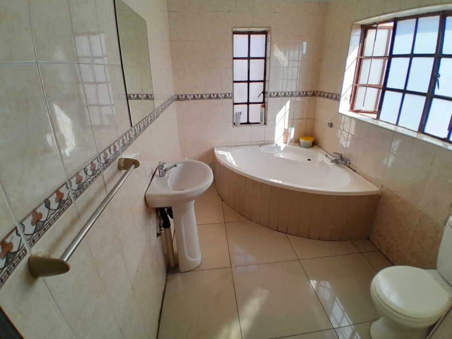 2 Bedroom Property for Sale in Atteridgeville Gauteng