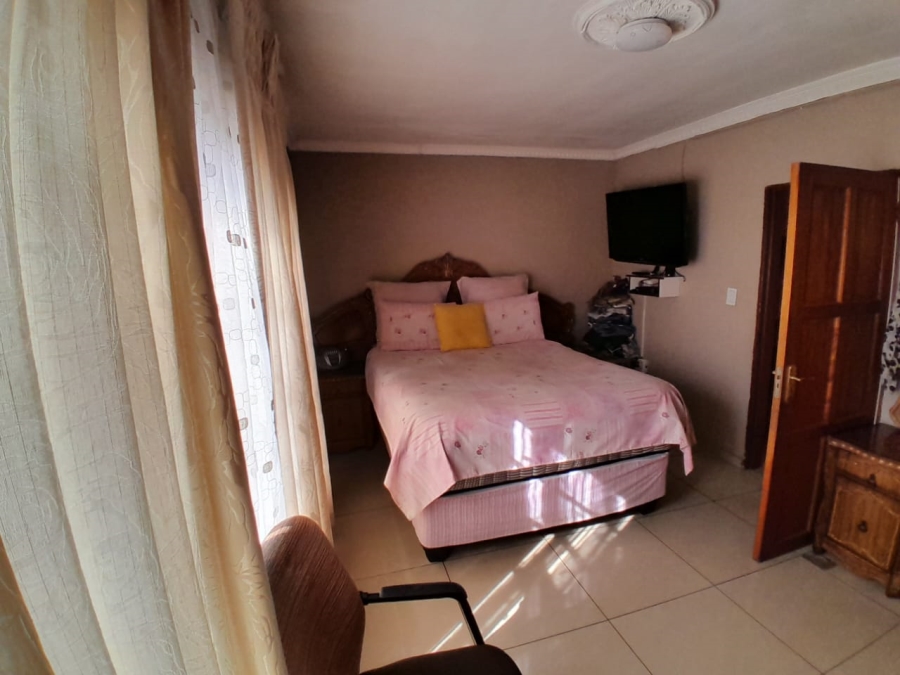 2 Bedroom Property for Sale in Atteridgeville Gauteng