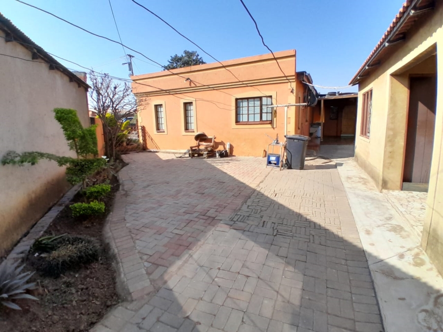 2 Bedroom Property for Sale in Atteridgeville Gauteng
