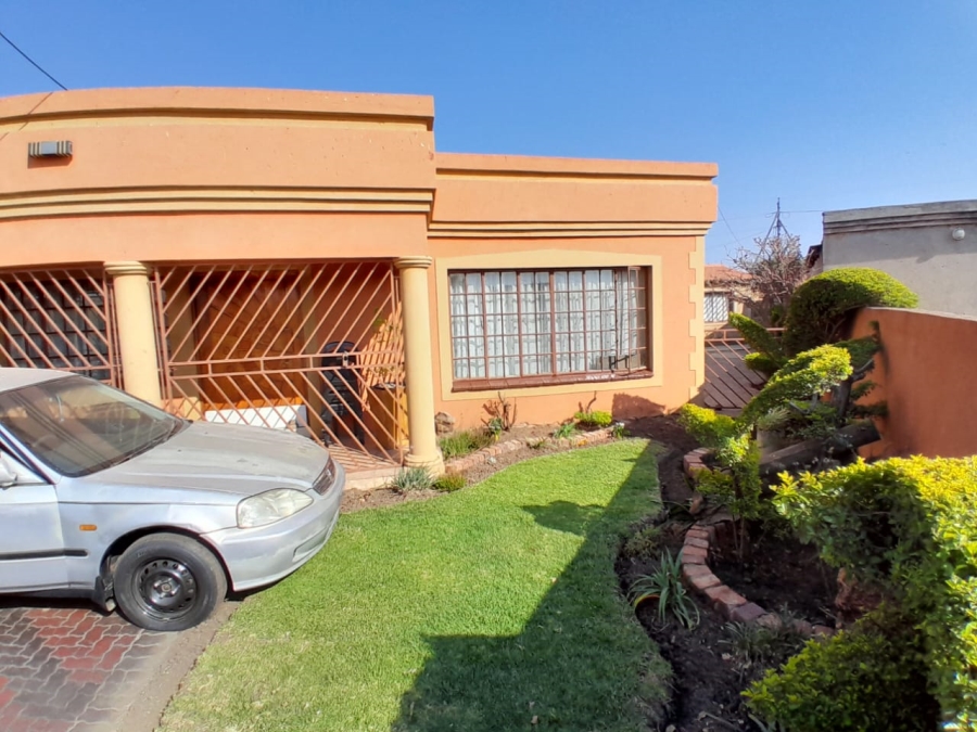 2 Bedroom Property for Sale in Atteridgeville Gauteng