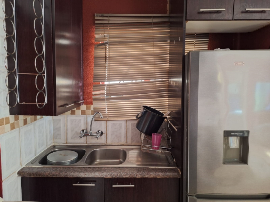 2 Bedroom Property for Sale in Soshanguve VV Gauteng